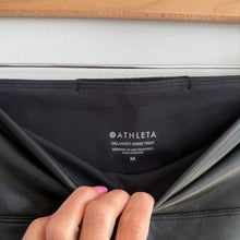 Load image into Gallery viewer, Athleta Delancey Shine Faux Leather Pull On Tight Leggings Black M