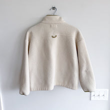 Load image into Gallery viewer, Madewell (Re)sourced Fleece Quilted Pocket Popover Jacket Cream S