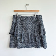 Load image into Gallery viewer, Daily Sports Patterned Layered Mid Rise Pull On Golf Skort Black L