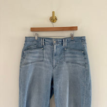 Load image into Gallery viewer, PAIGE The Anessa High-Rise Crop Wide Leg Jeans in Shooting Star 33