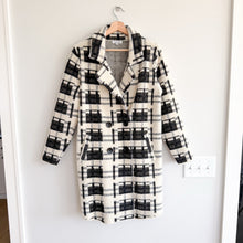 Load image into Gallery viewer, Baciano Plaid Pattern Double-Breasted Mid-Length Teddy Boucle Coat Black White M