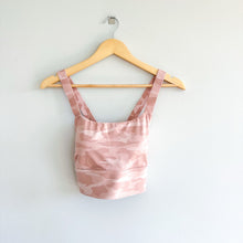 Load image into Gallery viewer, Athleta Warrior Longline Printed Bra Pink Camo S