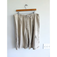 Load image into Gallery viewer, La Bottega di Brunella Linen Drawcord Waist Cargo Shorts Cream XL