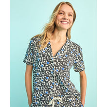 Load image into Gallery viewer, Hanna Andersson Short Sleeve HannaSoft Pajama Top Black Flowers on Ecru L