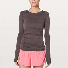 Load image into Gallery viewer, Lululemon Athletica Swiftly Tech Long Sleeve Top Dusty Purple 6