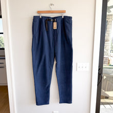 Load image into Gallery viewer, Patagonia Nena Lightweight Synchilla Snap-T Fleece Leg Pants New Navy XXL NWT