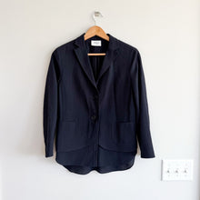 Load image into Gallery viewer, Akris Punto Lightweight Textured Single-Breasted Layered Hem Blazer Jacket Black