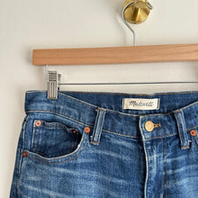 Load image into Gallery viewer, Madewell The Slim Boyjean Ripped Mid Rise Straight Leg Jeans Blue 25