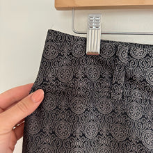 Load image into Gallery viewer, Ann Taylor Margo Silk Printed Trousers Black Silver 0