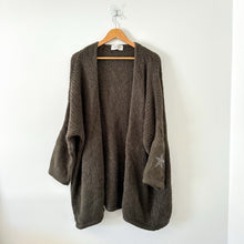Load image into Gallery viewer, AROMA See You Again Star Embellished Knit Open Cardigan Green