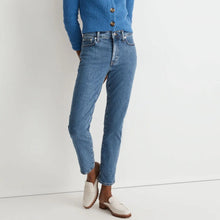 Load image into Gallery viewer, Madewell The Mid-Rise Perfect Vintage Denim Casual Tapered Jeans Blue 25