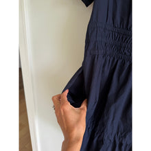 Load image into Gallery viewer, Quince Organic Cotton Poplin Tiered Short Sleeve Mini Dress Navy M