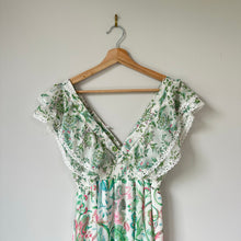 Load image into Gallery viewer, Revolve House of Harlow Zhuri Floral V-Neck Lace Trim Tiered Maxi Dress Green XS