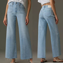 Load image into Gallery viewer, PAIGE The Anessa High-Rise Crop Wide Leg Jeans in Shooting Star 33