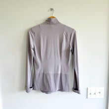 Load image into Gallery viewer, Athleta Shanti Salutation Full Zip Jacket in Powervita Purple S
