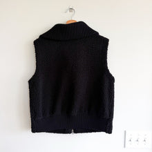 Load image into Gallery viewer, Varley Aspen Gilet Boucle Sherpa Zip Up Vest Black M