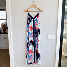 Load image into Gallery viewer, Gibson Leafy Print Sleeveless Pullover Maxi Dress Blue/Pink Petite Small