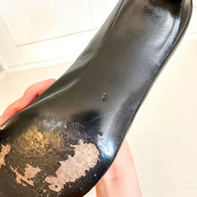 Load image into Gallery viewer, Stephane Kelian Leather Heel Pumps Black 9