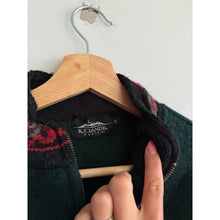 Load image into Gallery viewer, Icelandic Design Nordic Zip Up Wool Mock Neck Cardigan Green S