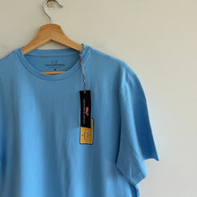 Load image into Gallery viewer, Vineyard Vines Uncooped Short Sleeve Crew Neck T-Shirt Ocean Breeze M NWT
