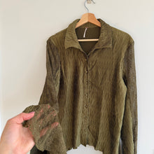Load image into Gallery viewer, Free People Next Dimension Button Front Textured Collared Blouse Green M
