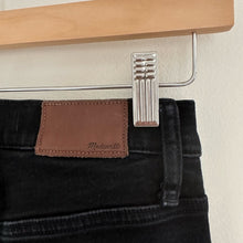 Load image into Gallery viewer, Madewell 10" High-Rise Skinny Jeans in Black Sea 25
