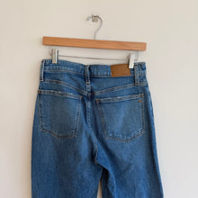 Load image into Gallery viewer, Madewell The Perfect Vintage Straight High Rise Jeans Medium Wash Blue 26