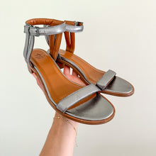 Load image into Gallery viewer, NEW Aquatalia Leather Ankle Strap Open-Toe Flat Sandals Silver 9