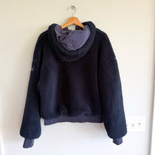 Load image into Gallery viewer, Alo Yoga Streetside 1/2 Zip Sherpa Fleece Pullover Hoodie Sweatshirt Navy L