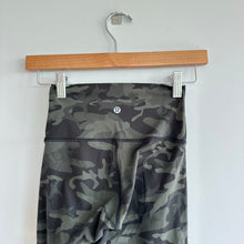 Load image into Gallery viewer, Lululemon Wunder Under Crop (High-Rise) *Full-On Incognito Camo Multi Grey 2