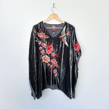 Load image into Gallery viewer, Johnny Was Embroidered Velvet V-Neck Poncho M