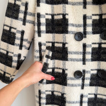 Load image into Gallery viewer, Baciano Plaid Pattern Double-Breasted Mid-Length Teddy Boucle Coat Black White M