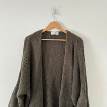 Load image into Gallery viewer, AROMA See You Again Star Embellished Knit Open Cardigan Green