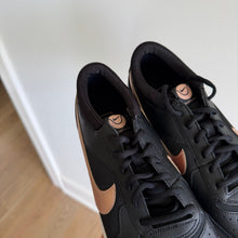 Load image into Gallery viewer, Nike Court Air Zoom Lite Low Top Lace Up Tennis Activewear Shoes Black 9.5 NEW