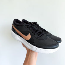 Load image into Gallery viewer, Nike Court Air Zoom Lite Low Top Lace Up Tennis Activewear Shoes Black 9.5 NEW