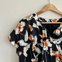 Load image into Gallery viewer, ST. JOHN Silk Floral Mod Print Neck Tie Short Sleeve Midi Dress Black 10 NWT