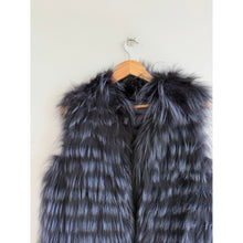 Load image into Gallery viewer, Linda Richards Genuine Fox Fur Reversible Quilted Vest Purple L