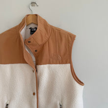 Load image into Gallery viewer, The North Face Cragmont Fleece Colorblock High Neck Vest White/Tan M