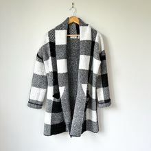 Load image into Gallery viewer, RD Style Buffalo Plaid Open Front Cardigan Sweater Black/White M