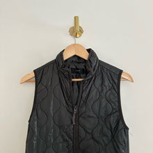 Load image into Gallery viewer, J. Crew Primaloft Filled Quilted Zip Up Puffer Vest Black XS