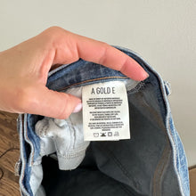 Load image into Gallery viewer, AGOLDE Sophie Skinny Distressed High Rise Medium Wash Jeans Blue 26
