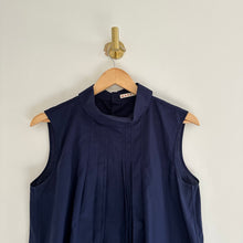 Load image into Gallery viewer, MARNI x Uniqlo Mock Neck Pintuck Pleated Sleeveless Blouse Navy M
