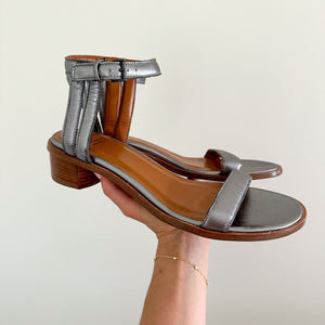 NEW Aquatalia Leather Ankle Strap Open-Toe Flat Sandals Silver 9