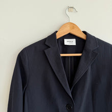 Load image into Gallery viewer, Akris Punto Lightweight Textured Single-Breasted Layered Hem Blazer Jacket Black
