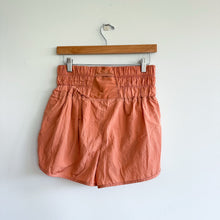 Load image into Gallery viewer, Free People Movement On The Way Home Shorts Apricot L

