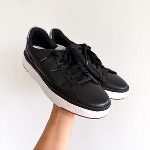 Kizik Vegas Leather Round Toe Low Top Unisex Sneakers Black 9 NEW