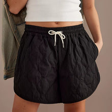 Load image into Gallery viewer, Varley Connell Quilted High Rise Pull On Shorts Black S
