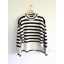 Load image into Gallery viewer, Vici Dont Mind Me Striped Knit Crew Neck Pullover Sweater Black White M
