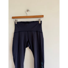 Load image into Gallery viewer, Lululemon Train Times 7/8 25" Legging Pant Melanite Grey 4

