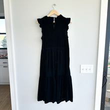 Load image into Gallery viewer, J. Crew Velvet Tiered Flutter Sleeveless Knee Length Dress Black 6
